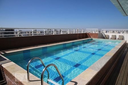 Studio à venda com 36m², 1 quarto e 1 vaga Studio à venda com 36m², 1 quarto e 1 vagaÁrea comum - Piscina