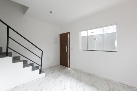 Apartamento à venda com 82m², 2 quartos e 1 vaga Apartamento à venda com 82m², 2 quartos e 1 vagaSala