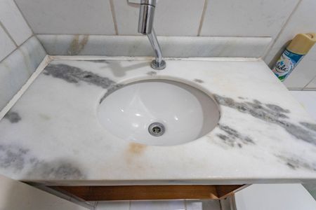 Apartamento à venda com 60m², 2 quartos e 1 vagaBanheiro 