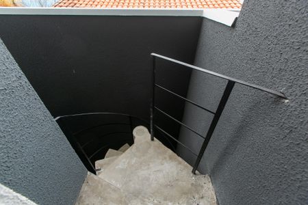 Apartamento à venda com 82m², 2 quartos e 1 vagaEscada - Garagem