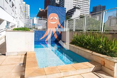 Apartamento à venda com 64m², 2 quartos e 1 vaga Apartamento à venda com 64m², 2 quartos e 1 vagaPiscina infantil