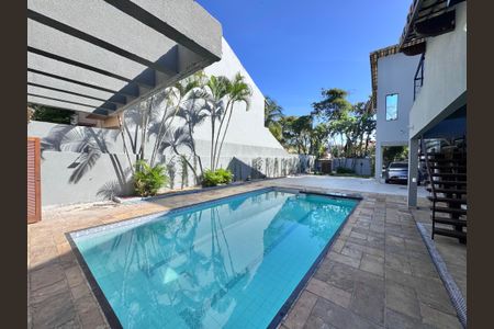 Casa de condomínio à venda com 550m², 4 quartos e 2 vagasÁrea externa