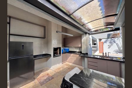 Casa de condomínio à venda com 550m², 4 quartos e 2 vagasÁrea Gourmet