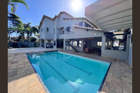 Casa de condomínio à venda com 550m², 4 quartos e 2 vagasÁrea externa