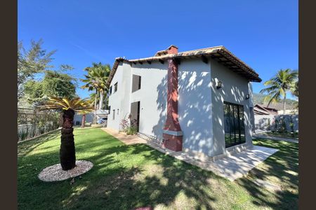 Casa de condomínio à venda com 550m², 4 quartos e 2 vagasÁrea externa