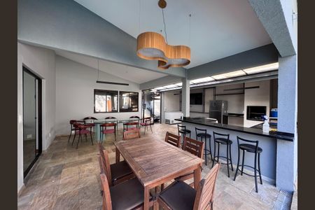 Casa de condomínio à venda com 550m², 4 quartos e 2 vagasÁrea Gourmet