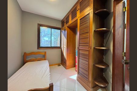 Casa de condomínio à venda com 550m², 4 quartos e 2 vagasSuíte 4