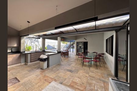 Casa de condomínio à venda com 550m², 4 quartos e 2 vagasÁrea Gourmet