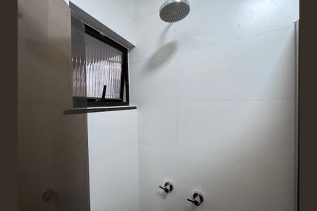 Casa de condomínio à venda com 550m², 4 quartos e 2 vagasSuíte 4 - Banheiro