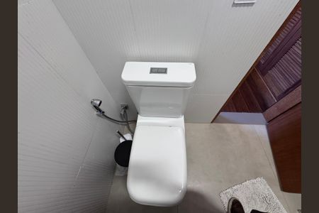 Casa de condomínio à venda com 550m², 4 quartos e 2 vagasSuíte 3 - Banheiro