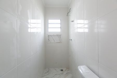 Apartamento à venda com 82m², 2 quartos e 1 vagaBanheiro da Suíte 1