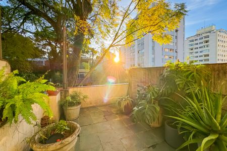 Casa à venda com 299m², 3 quartos e 3 vagasTerraço