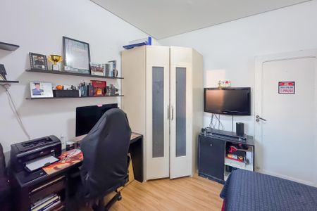 Casa à venda com 299m², 3 quartos e 3 vagasQuarto 2