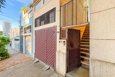 Casa à venda com 299m², 3 quartos e 3 vagasFachada