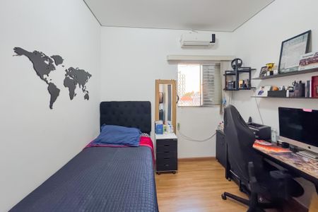 Casa à venda com 299m², 3 quartos e 3 vagasQuarto 2