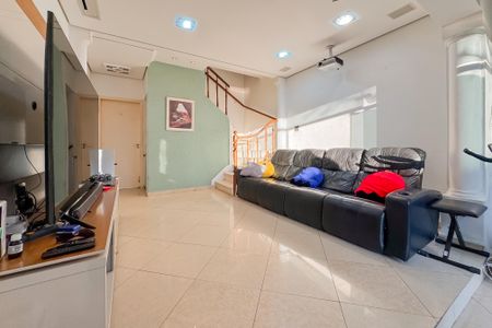 Casa à venda com 299m², 3 quartos e 3 vagasSala