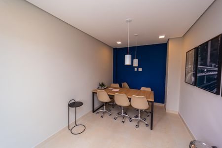 Apartamento para alugar com 34m², 2 quartos e sem vaga Apartamento para alugar com 34m², 2 quartos e sem vagaSala de Estudos