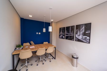 Apartamento para alugar com 34m², 2 quartos e sem vaga Apartamento para alugar com 34m², 2 quartos e sem vagaSala de Estudos