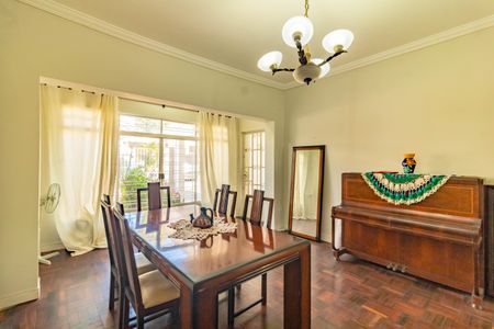 Sala de casa à venda com 3 quartos, 210m² em Mirandópolis, São Paulo