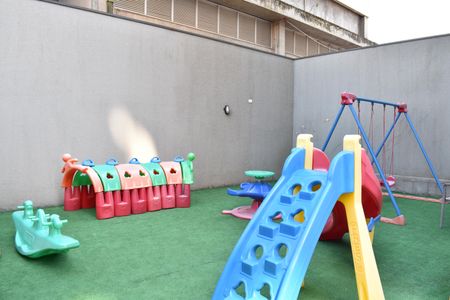 Apartamento para alugar com 60m², 3 quartos e 1 vagaÁrea comum - Playground