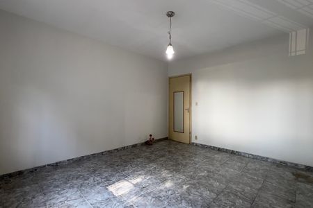 Casa para alugar com 125m², 2 quartos e 2 vagas Casa para alugar com 125m², 2 quartos e 2 vagasQuarto 2