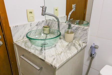 Apartamento para alugar com 60m², 2 quartos e 1 vagaBanheiro Social