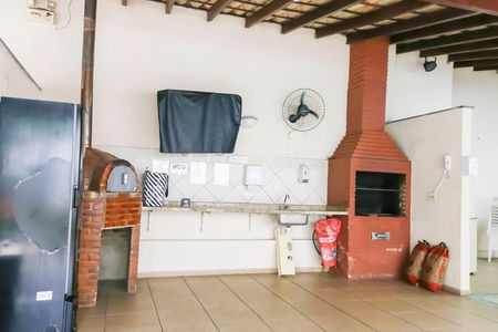 Apartamento para alugar com 60m², 2 quartos e 1 vagaÁrea comum - Churrasqueira