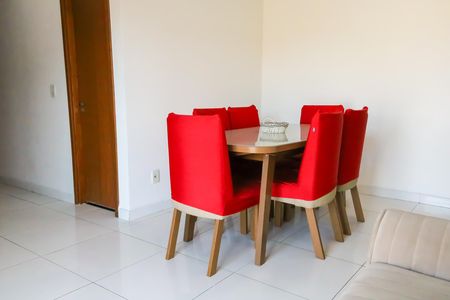 Sala de apartamento para alugar com 2 quartos, 60m² em Del Castilho, Rio de Janeiro