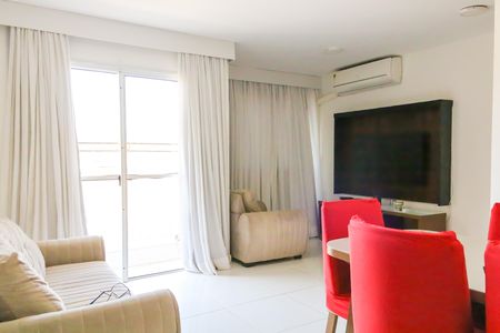 Sala de apartamento para alugar com 2 quartos, 60m² em Del Castilho, Rio de Janeiro