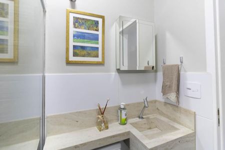 Casa à venda com 200m², 3 quartos e 1 vaga Casa à venda com 200m², 3 quartos e 1 vagaBanheiro da Suíte 3