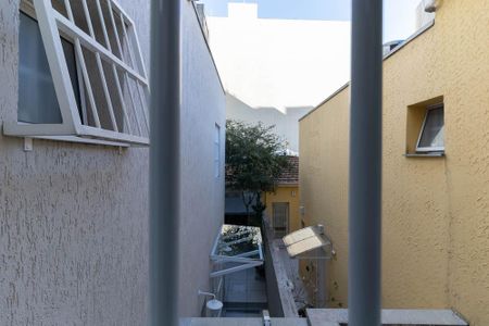 Casa à venda com 200m², 3 quartos e 1 vaga Casa à venda com 200m², 3 quartos e 1 vagaVista da Suíte 2