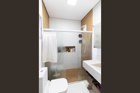 Casa à venda com 200m², 3 quartos e 1 vaga Casa à venda com 200m², 3 quartos e 1 vagaBanheiro da Suíte 1