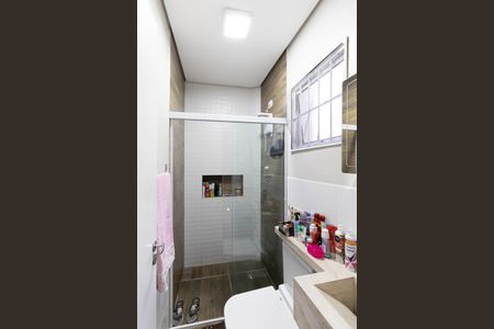 Casa à venda com 200m², 3 quartos e 1 vaga Casa à venda com 200m², 3 quartos e 1 vagaBanheiro da Suíte 2