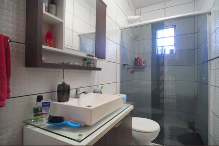 Casa à venda com 270m², 2 quartos e 2 vagasBanheiro 1