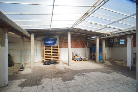 Casa à venda com 270m², 2 quartos e 2 vagasTerraço