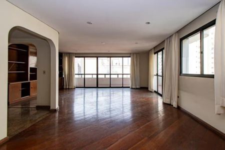 Apartamento à venda com 4 quartos, 247m² em Santa Cecilia, São Paulo