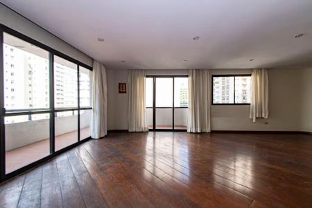 Apartamento à venda com 4 quartos, 247m² em Santa Cecilia, São Paulo