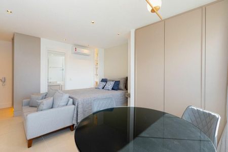Apartamento à venda com 29m², 1 quarto e 1 vaga