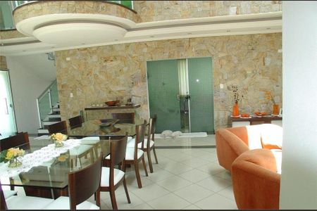 Casa à venda com 3 quartos, 338m² em Bairro dos Casa, São Bernardo do Campo