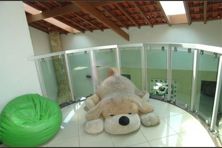 Casa à venda com 338m², 3 quartos e sem vaga