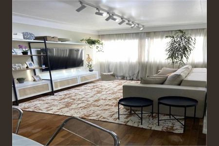 Apartamento à venda com 2 quartos, 110m² em Itaim Bibi, São Paulo