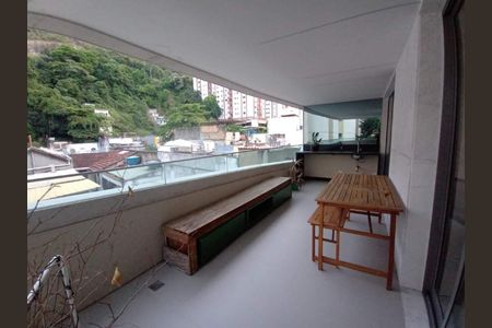 Apartamento à venda com 112m², 2 quartos e 2 vagas
