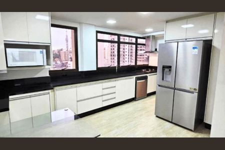 Apartamento à venda com 210m², 3 quartos e 3 vagas