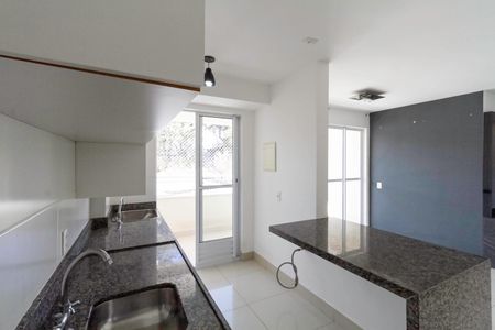 Apartamento à venda com 80m², 3 quartos e 1 vaga Apartamento à venda com 80m², 3 quartos e 1 vagaCozinha e Área de Serviço