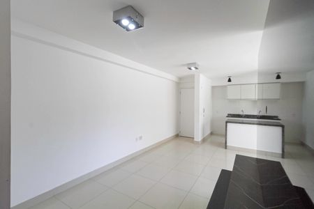Apartamento à venda com 80m², 3 quartos e 1 vaga Apartamento à venda com 80m², 3 quartos e 1 vagaSala