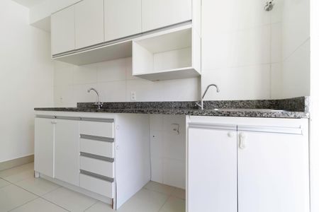 Apartamento à venda com 80m², 3 quartos e 1 vaga Apartamento à venda com 80m², 3 quartos e 1 vagaCozinha e Área de Serviço