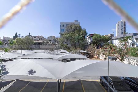 Apartamento à venda com 80m², 3 quartos e 1 vaga Apartamento à venda com 80m², 3 quartos e 1 vagaVaranda - Vista
