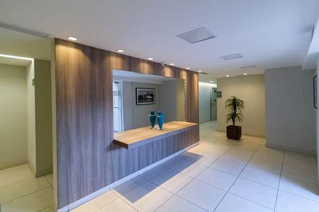Apartamento à venda com 80m², 3 quartos e 1 vaga Apartamento à venda com 80m², 3 quartos e 1 vagaHall social