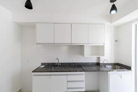 Apartamento à venda com 80m², 3 quartos e 1 vaga Apartamento à venda com 80m², 3 quartos e 1 vagaCozinha e Área de Serviço