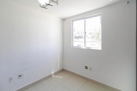 Apartamento à venda com 80m², 3 quartos e 1 vaga Apartamento à venda com 80m², 3 quartos e 1 vagaQuarto 2
